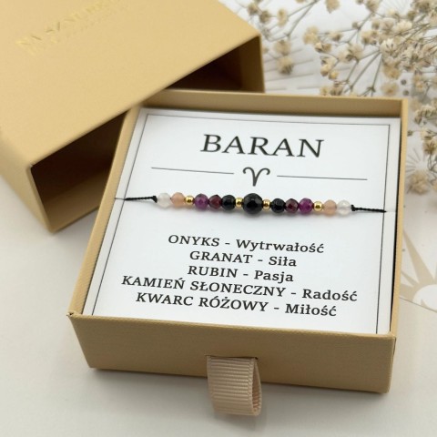 bransoletka zodiakalna dla barana z kamieni naturalnych na sznurku z onyksem