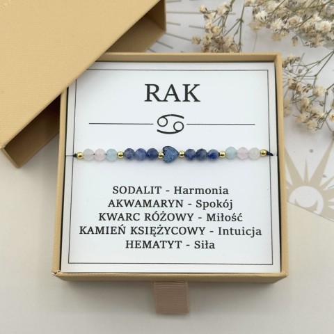 bransoletka zodiakalna dla raka na sznurku z serduszkiem z sodalitu akwamarynu