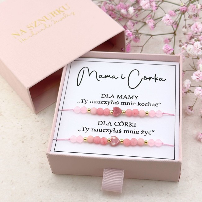 bransoletka z serduszkiem różowa dla mamy i córki prezent personalizowany z dedykacją
