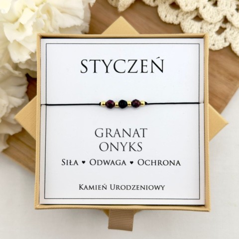 bransoletka z kamieni urodzeniowych dla stycznia z granatu i onyksu