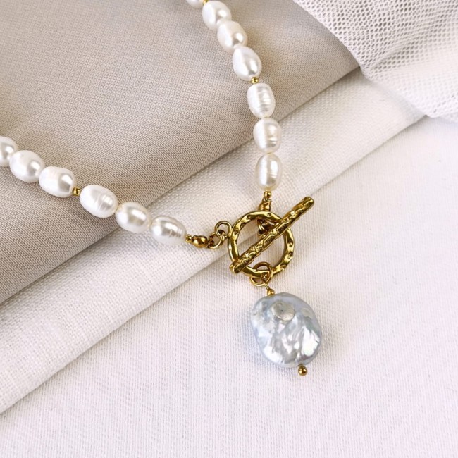 naszyjnik z pereł naturalnych z zapięciem toggle i zawieszką perły