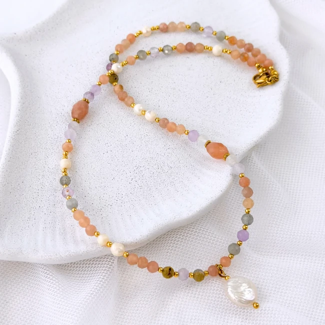 pomarańczowy naszyjnik z kamieni naturalnych i pereł z perłą barokową