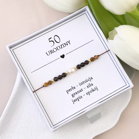 bransoletka na 50 urodziny dla niej z kamieni naturalnych na sznurku