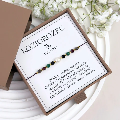 bransoletka zodiakalna dla koziorożca z perłą i kamieni na sznurku